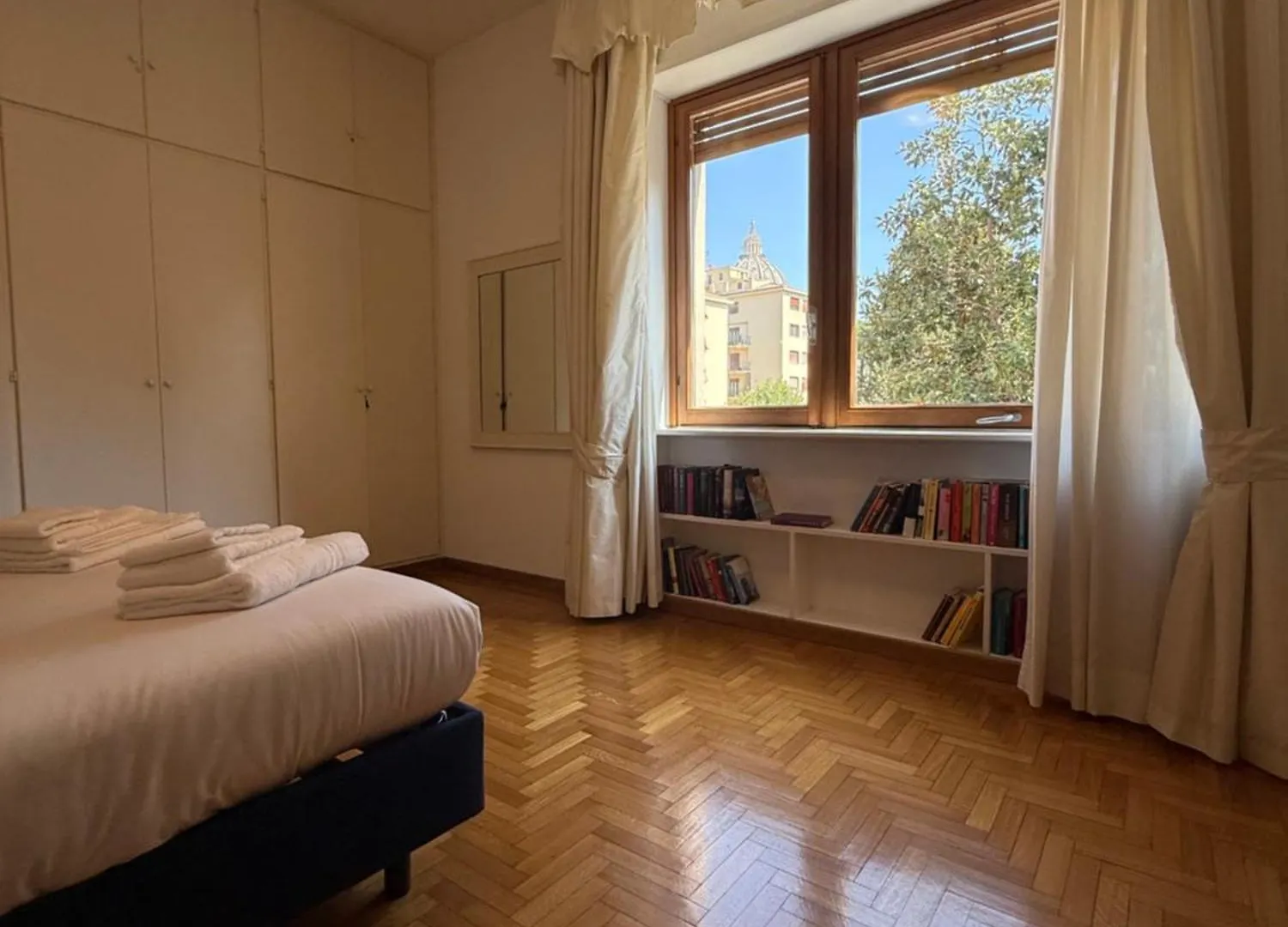Dama St Peter Apartment Rome