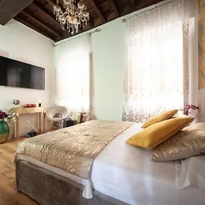 Apartment Pantheon Chic, Rome