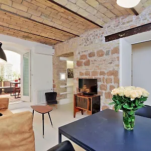 Apartment Ych-laterano Charme, Rome